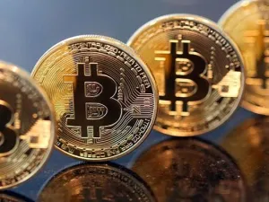هذه العملة أداة مباشرة من أدوات تمويل الإرهاب