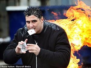 دوبلير" أفلام جيمس بوند ستيف تروليا