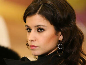 النجمة التركية بيرين سات