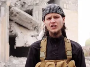 Abu Anwar al-Canadi, a 23-year-old Canadian who appeared in a Daesh propaganda video last year is reportedly among five Canadians killed fighting with the militant group in Syria. (AFP/File)