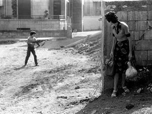 Powerful picture from the Lebanese civil war in 1975. (Twitter)