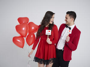 المكياج جزء أساسي في حياة كلّ سيدة