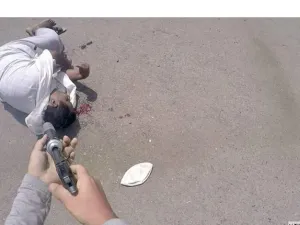 أصيب العقيد بـ 3 طلقات نقل على إثرها إلى المستشفى إلا أنه توفي فور وصوله متأثرا بجراحه 