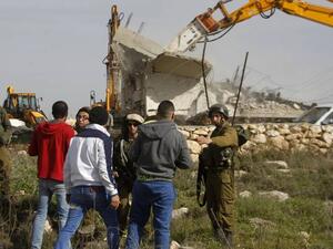 الاحتلال أصدر إخطارات بهدم المنازل بزعم "البناء دون ترخيص"