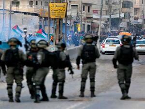 قوات الاحتلال تشن بشكل شبه يومي حملات دهم واعتقال في الضفة المحتلة