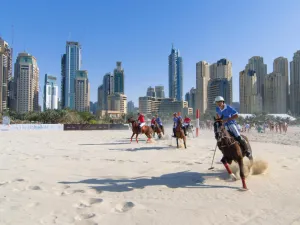 مجموعة متنوعة من الفعاليات الترفيهية (Shutterstock)