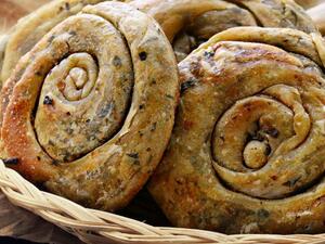 فطائر الزعتر الأخضر