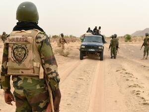 Mali soldiers stop truck in search of militants. (AFP/File Photo)	