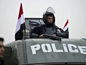 داعش يعلن مسؤوليته عن هجوم في سيناء قتل 12 جنديا