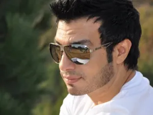 إيهاب توفيق