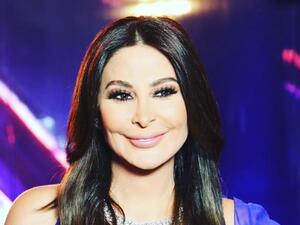 الفنانة إليسا