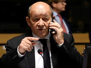 قال لودريان إن فرنسا ما تزال تعمل مع مجموعة أستانا من أجل العملية السياسية في البلاد
