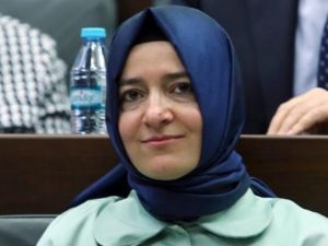 وزيرة الأسرة والسياسات الاجتماعية التركية