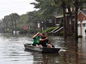مصرع 8 بسبب الفيضانات في فيتنام