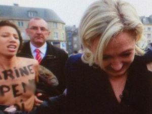 أعلنت نيتها بأن تطلب قرارا "بتعليق الهجرة القانونية"