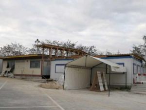 فرنسا تغلق مسجدا وتعتقل رجلا في حملة أمنية بعد هجمات باريس