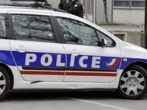باريس تعلن احباط اعتداء وتوقف فرنسيا جزائريا