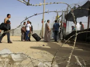 السلطات المصرية عاودت إغلاق معبر رفح الحدودي حتى إشعار آخر