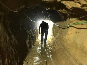 تشن قوات الجيش، حملة واسعة النطاق ضد الأنفاق المخصصة للتهريب إلى قطاع غزة