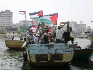 اثينا تحاول جاهدة رد اتهامات وجهها اليها الناشطون بانها تساهم في الحصار الاسرائيلي لغزة