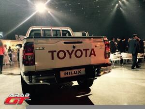 تشير التوقعات أن هذه السيارة الرياضية الجديدة ستمتلك صندوق تروس (جير) من تسع سرعات ثنائي التعشيق (الكلتش)