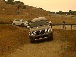 تعتمد ارمادا الجديدة على محرك V8 سعة 5.6 لتر يولد قوة 390 حصان ويتصل به جير أوتوماتيكي من سبع سرعات