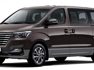 في التحديثات الجديدة تبرز المقدمة بتصميم حديث يستبدل التصميم السابق الذي كان سيئاً بعض الشيء، فيما يأتي التصميم الجديد بلمسات أنيقة منافسة لكيا كرنفال، هوندا أوديسي وتويوتا برافيا