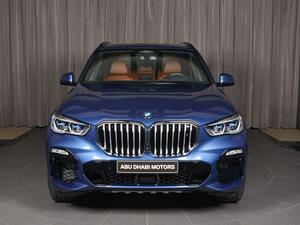 نسخة خاصة من سيارة BMW X5 50i 2019 في أبوظبي