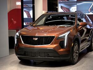 كاديلاك تفتتح باب الحجز على XT4 الجديدة كلياً
