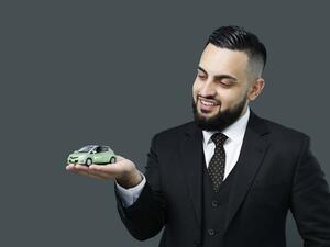 أراد مدير Udrive التنفيذي ومؤسسها تحقيق أمرين، هما: الاستفادة من سعي دولة الإمارات لتصبح مركزاً للحلول الذكية في المنطقة، وزيادة خيارات النقل المتاحة