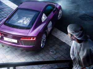 أودي تكشف عن نسخة حصرية وحيدة من R8 لزبون إماراتي