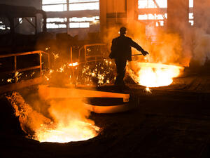 يتوقع أن يبلغ إنتاج السعودية من الذهب 10.2 ألف كيلو جرام (359 ألف أوقية) خلال العام الجاري 2017