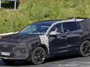 تعتبر سانتافي أحد السيارات الناجحة في أسواقنا المحلية نظراً لمميزاتها العديدة ومساحتها الكبيرة مقابل سعرها المقبول