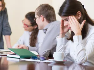 ذكر نفسك بأن أسباب القلق ستزول.