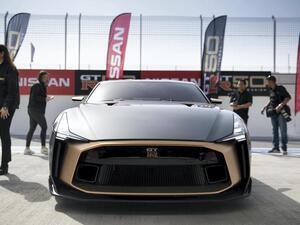 سيارة “نيسان جي تي” بـ4 ملايين درهم في دبي