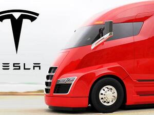 إن الشاحنة لديها مواصفات أفضل من أي شيء تم اقتراحه من قبل وسائل الإعلام. (Teslarati.com)