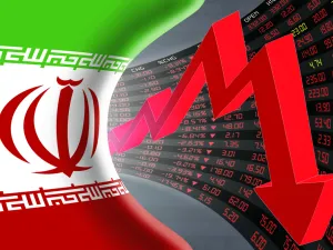 العملة الإيرانية تستمر في الانهيار مع اقتراب العقوبات 