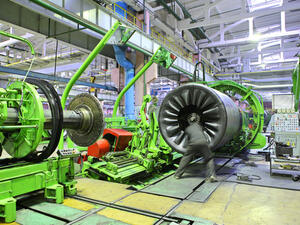 الشركات المتخصصة في هذا المجال تستطيع إنتاج ما بين 100 - 200 ألف محرك للسيارات