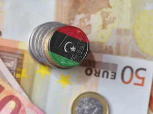 استئناف حركة السفن بالميناء من شأنه تحريك عجلة الاقتصاد في المدينة
