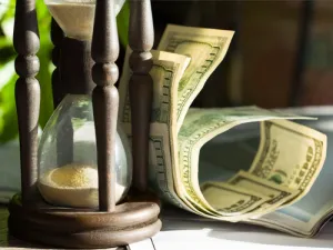 الفدرالي الأميركي يقترب من رفع الفائدة 