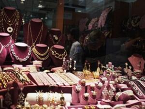 ارتفع سعر الذهب من 424 دولارا للأوقية في 2006 إلى 1715 دولاراً في 2012