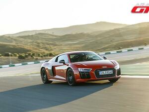 اودي ار 8 2016