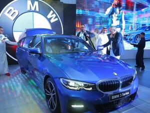 بي إم دبليو  تدشن الفئة الثالثة 2019 رسمياً في السعودية