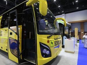 سيثير ذلك فضول الأطفال لأن الحافلة لا تعمل على البنزين أو الديزل وسيسألون أسئلة عن سبب استخدام السيارات الكهربائية