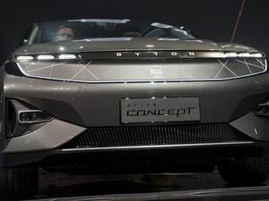 "بيتون" الصينية أذكى سيارة في العالم