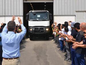 السعودية صنعت 36 ألف شاحنة وتستهدف 80 ألف شاحنة بحلول 2020