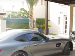 شركة تكشف عن نظام آلي لصف سيارتين معاً في دبي