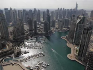 كافة الفنادق بالامارات أكملت استعداداتها لاستقبال العملاء في شهر رمضان الذي أصبح يتميز بنكهة متميزة في الامارات ويزداد الزخم في هذا الموسم عاماً بعد عام