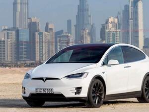 ركاب تسلا موديل X لديهم فرصة 93% للنجاة من الحوادث دون إصابات خطيرة