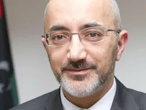 أسامة سيالة، وزير الاتصالات الليبي